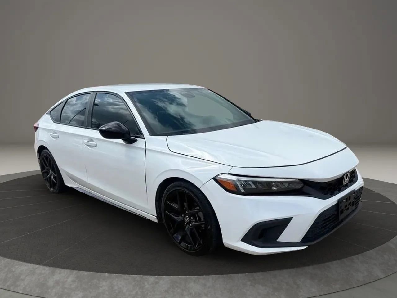 Used 2023 Honda Civic Sport image 3
