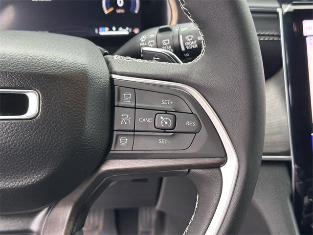 New 2025 Jeep Grand Cherokee Limited image 14