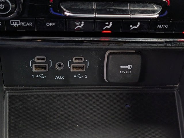 Used 2024 Jeep Grand Cherokee Altitude image 18