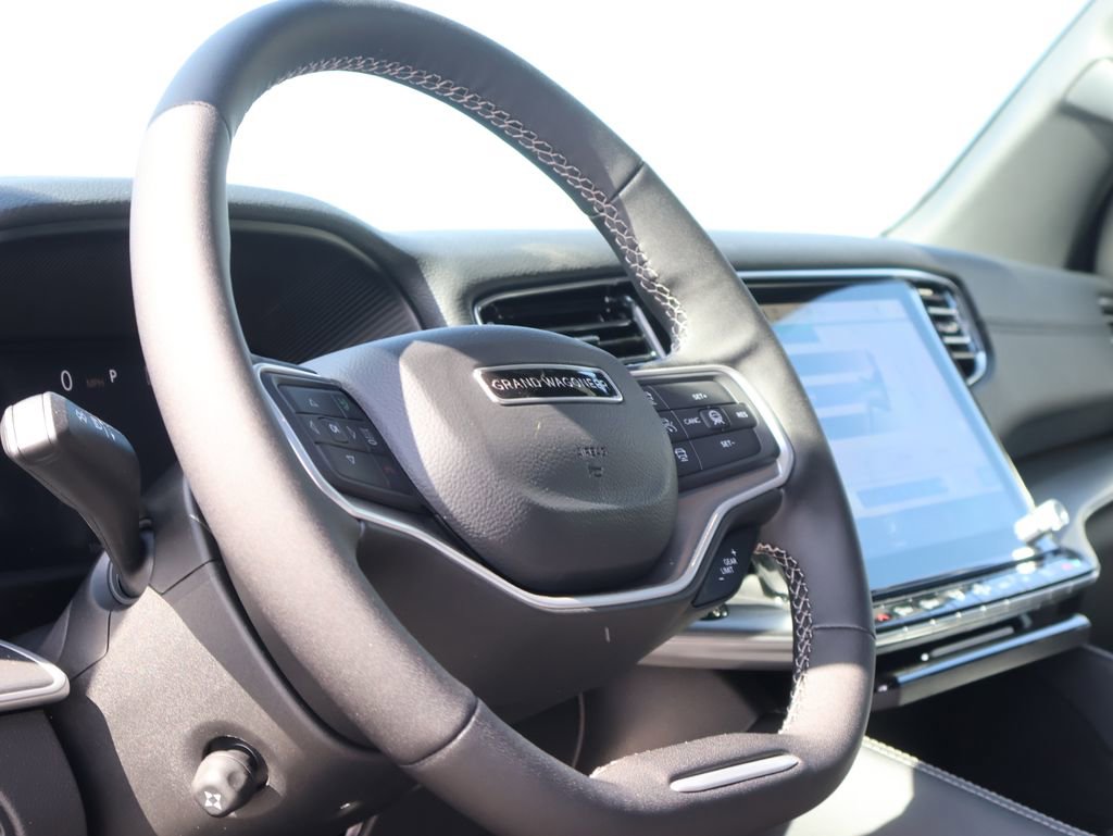 New 2026 Jeep Grand Wagoneer L Limited w/ Premium Group II image 26