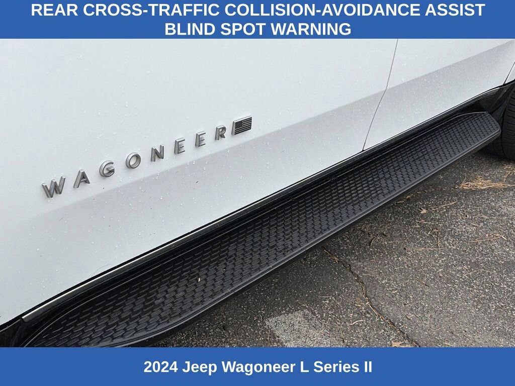 Used 2024 Jeep Wagoneer L Series II RWD image 9