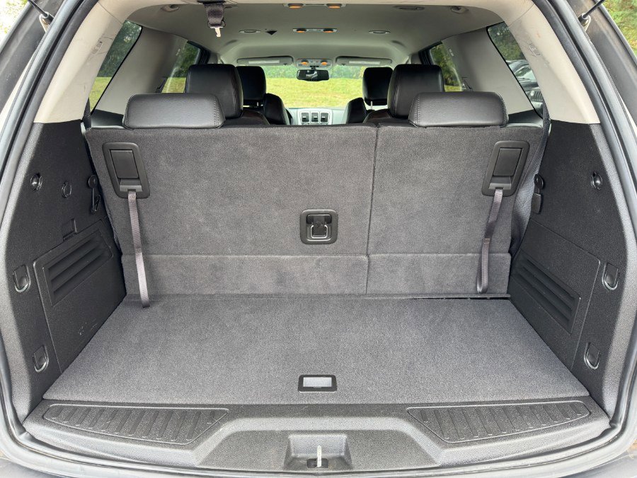 Used 2011 GMC Acadia SLT image 18