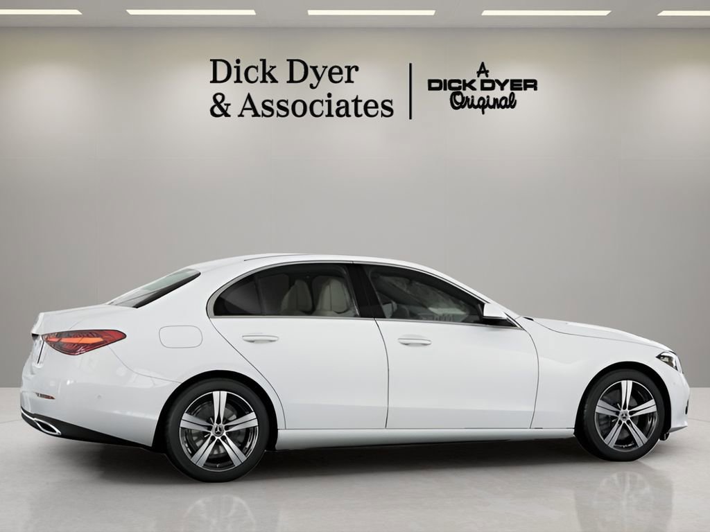 Used 2025 Mercedes-Benz C 300 Sedan image 13