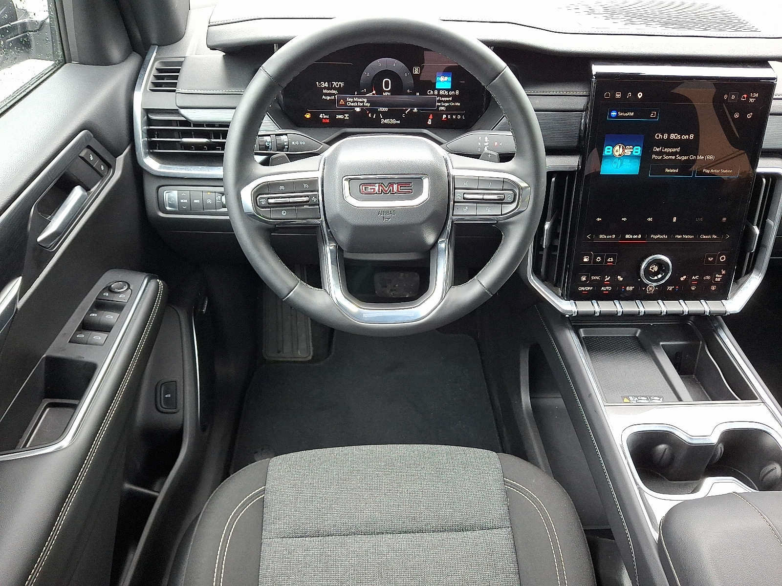 Used 2025 GMC Acadia Elevation AWD/4WD image 11