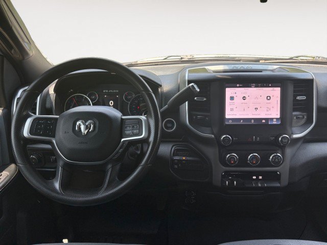 Used 2022 RAM 2500 Big Horn AWD/4WD image 2