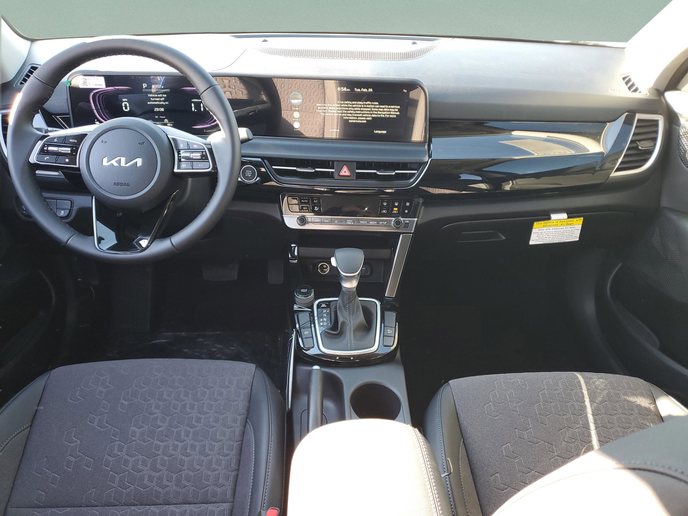 New 2026 Kia Seltos S FWD image 9