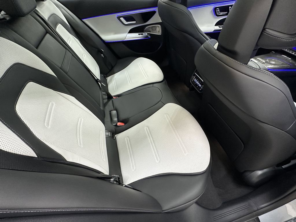 New 2026 Mercedes-Benz E 53 AMG e 4MATIC Sedan image 20