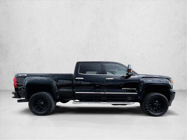 Used 2018 GMC Sierra 2500 Denali w/ Duramax Plus Package image 5