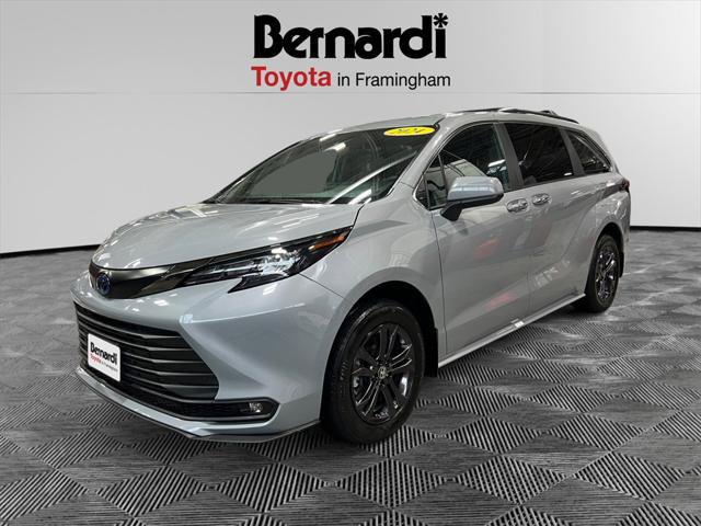 Certified 2024 Toyota Sienna XLE Woodland Edition