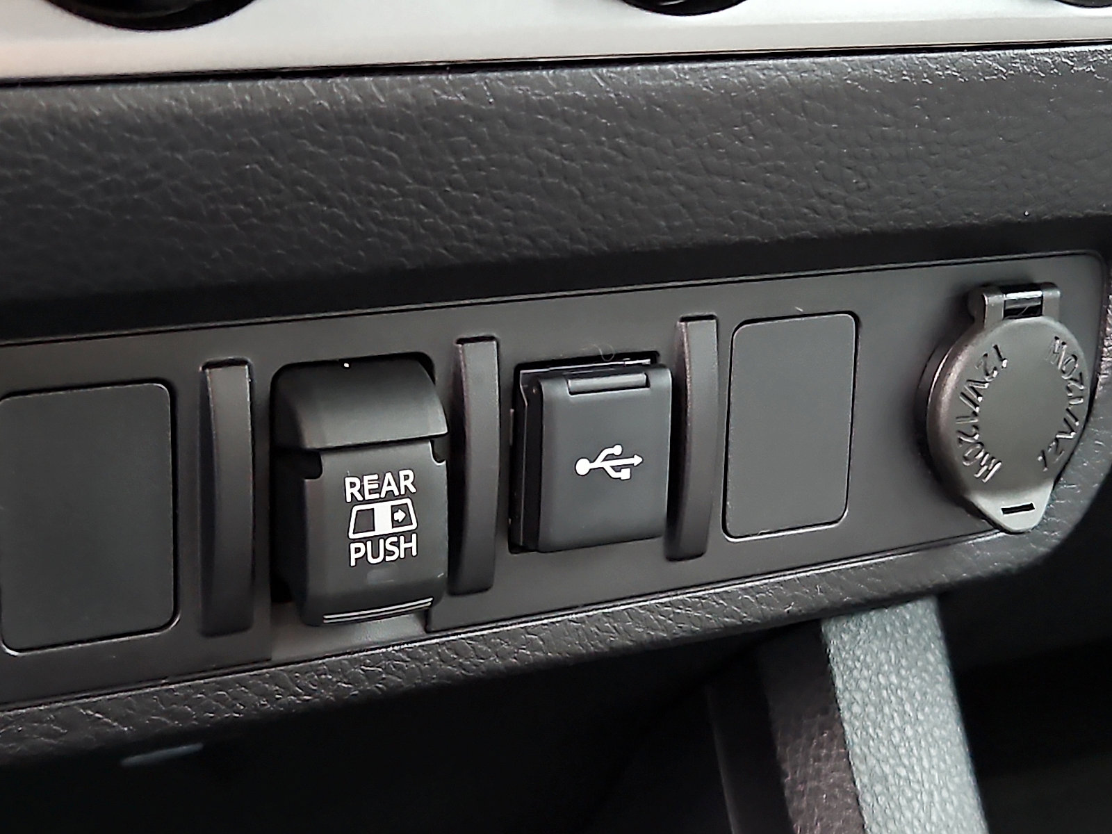 Certified 2023 Toyota Tacoma SR5 image 24