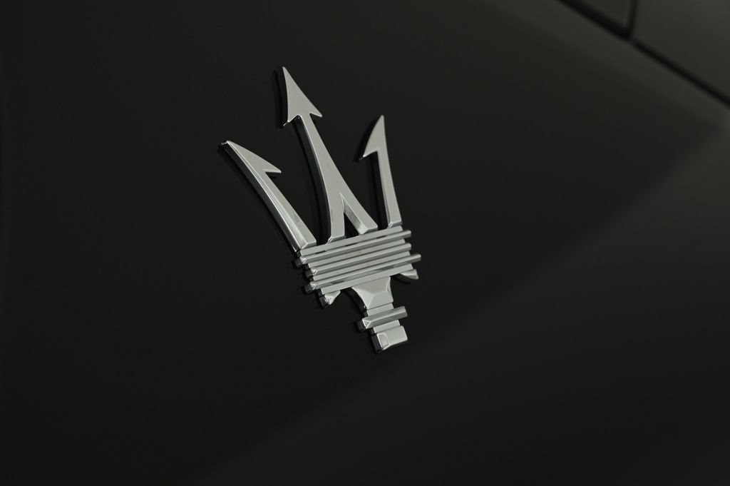 New 2025 Maserati Grecale GT image 24