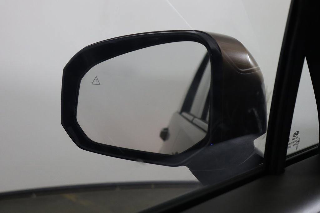 Used 2025 Hyundai Santa Fe Calligraphy AWD/4WD image 40