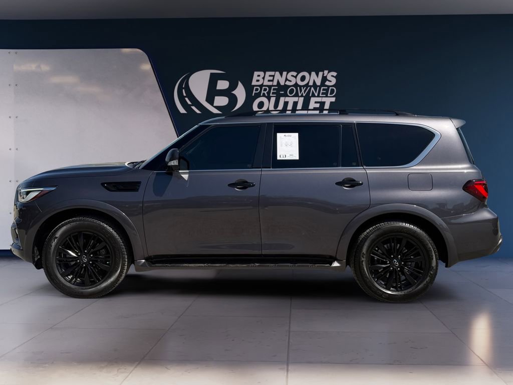 Used 2023 INFINITI QX80 Luxe w/ All-Season Package RWD image 2