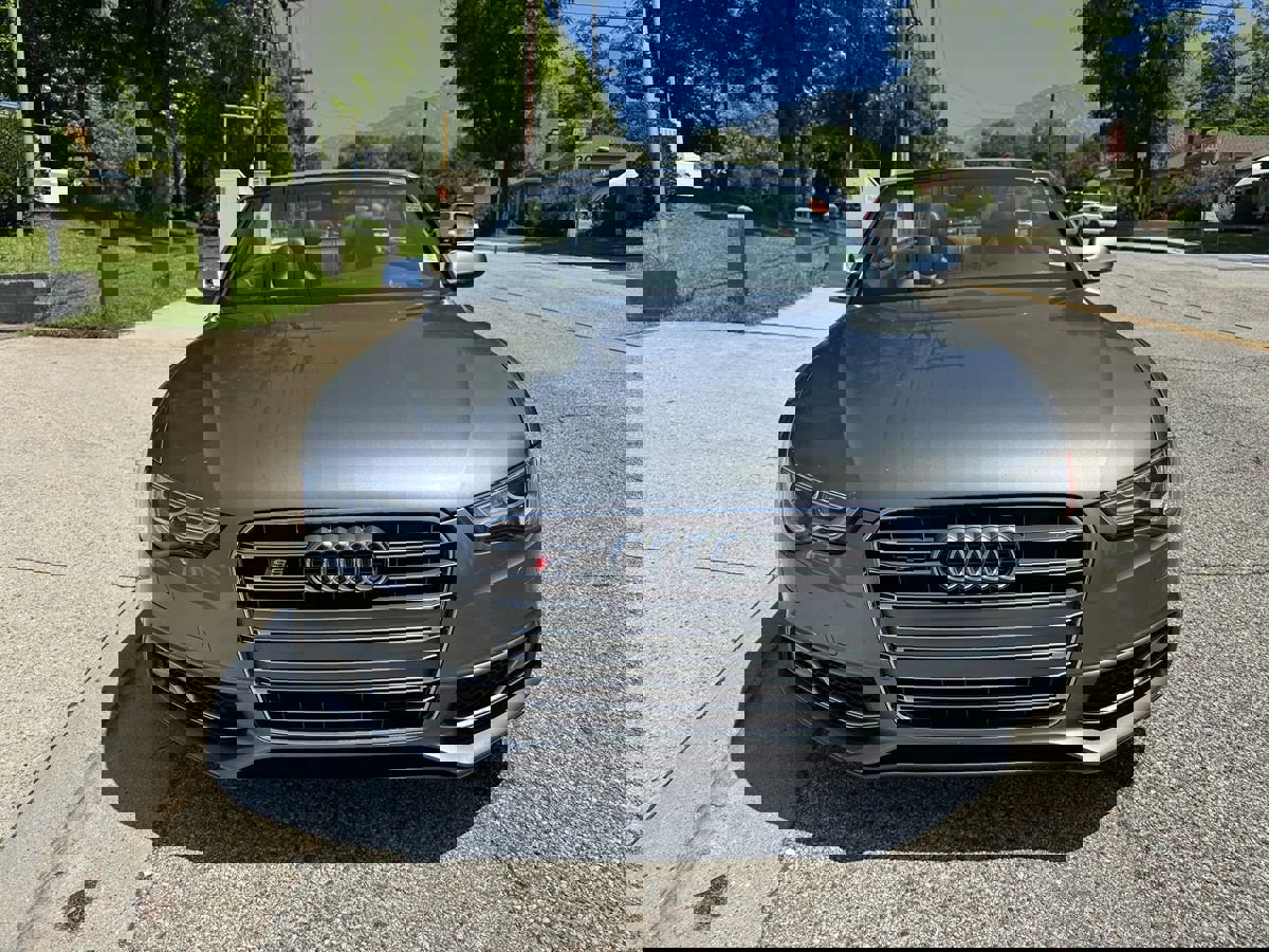 Used 2017 Audi S5 3.0T Cabriolet w/ Technology Package AWD/4WD image 3