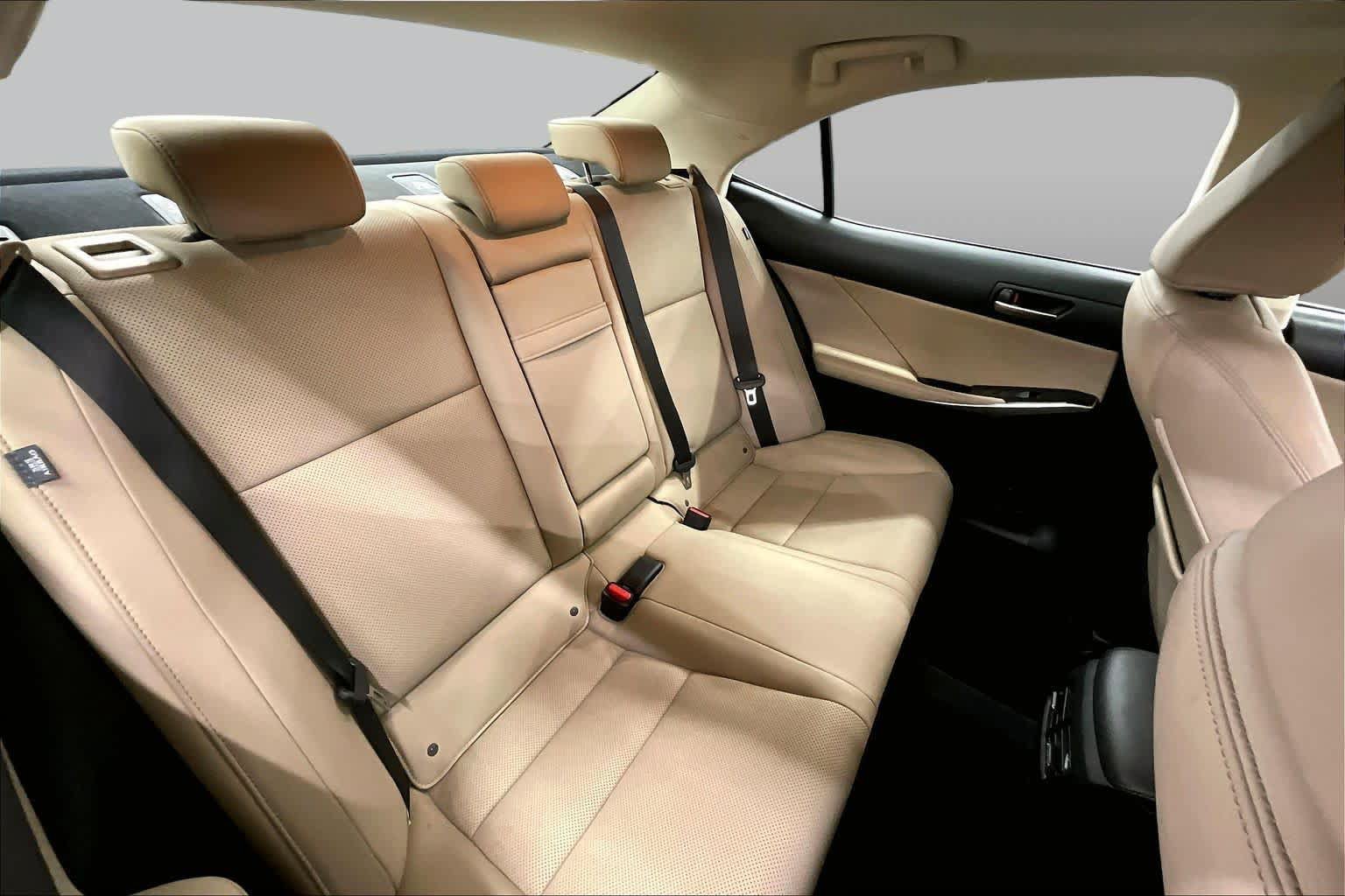 Used 2018 Lexus IS 300 w/ Accessory Package 2 RWD image 20