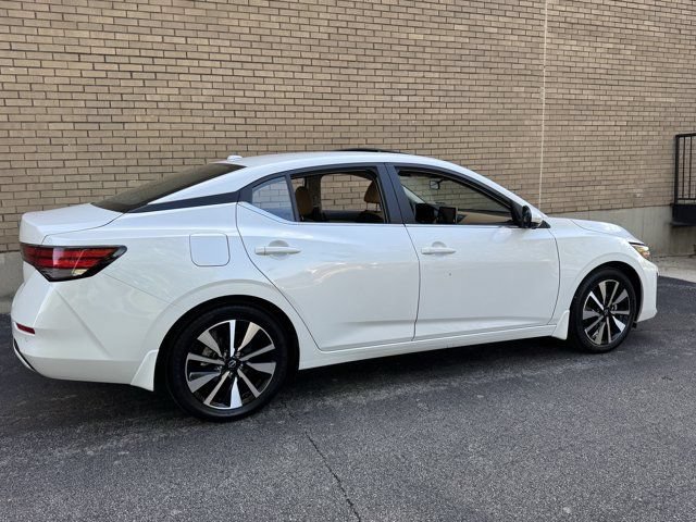 Used 2025 Nissan Sentra SV w/ SV Premium Package FWD image 22