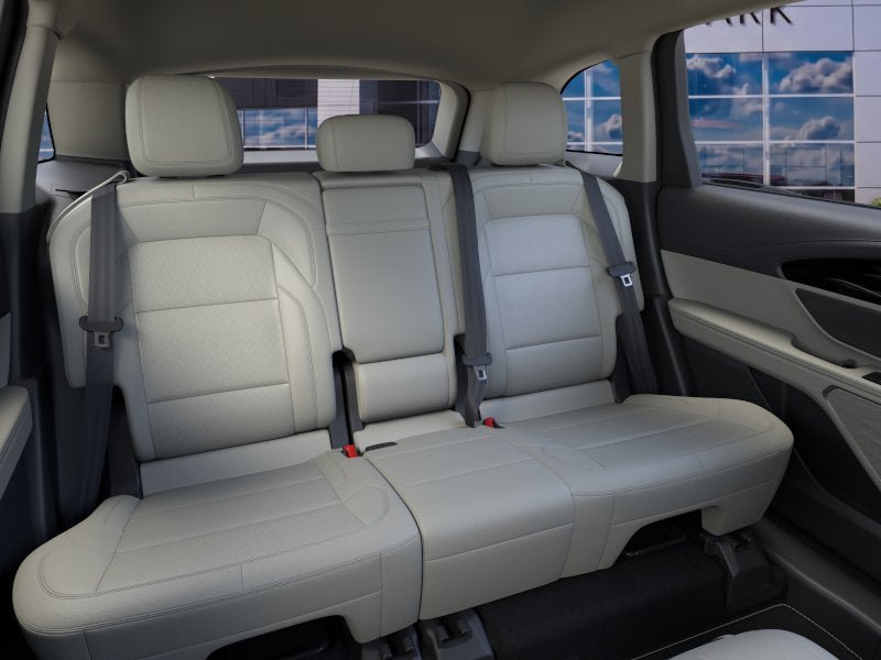 New 2026 Lincoln Nautilus Premier AWD/4WD image 11