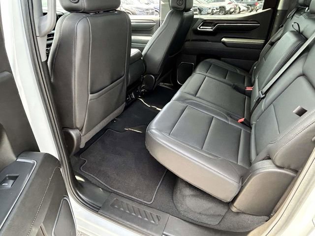 Used 2024 GMC Sierra 1500 SLT RWD image 9