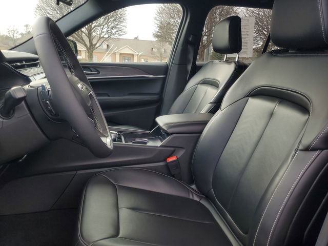 New 2026 Jeep Grand Cherokee Limited image 11