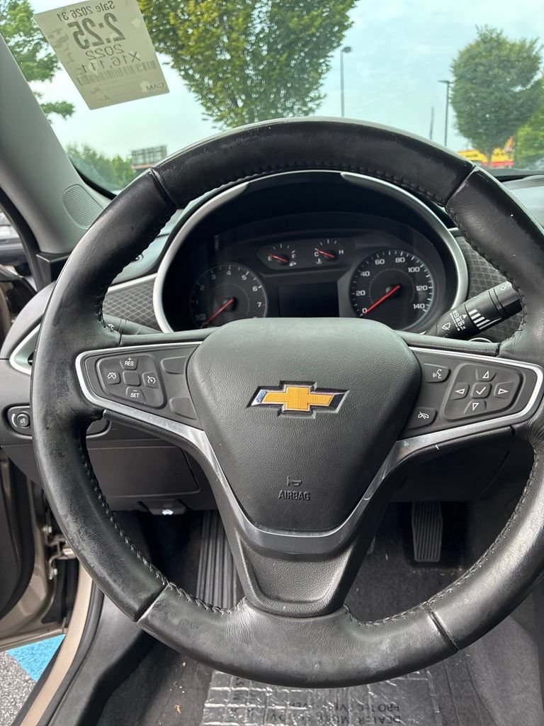Used 2022 Chevrolet Malibu RS FWD image 12