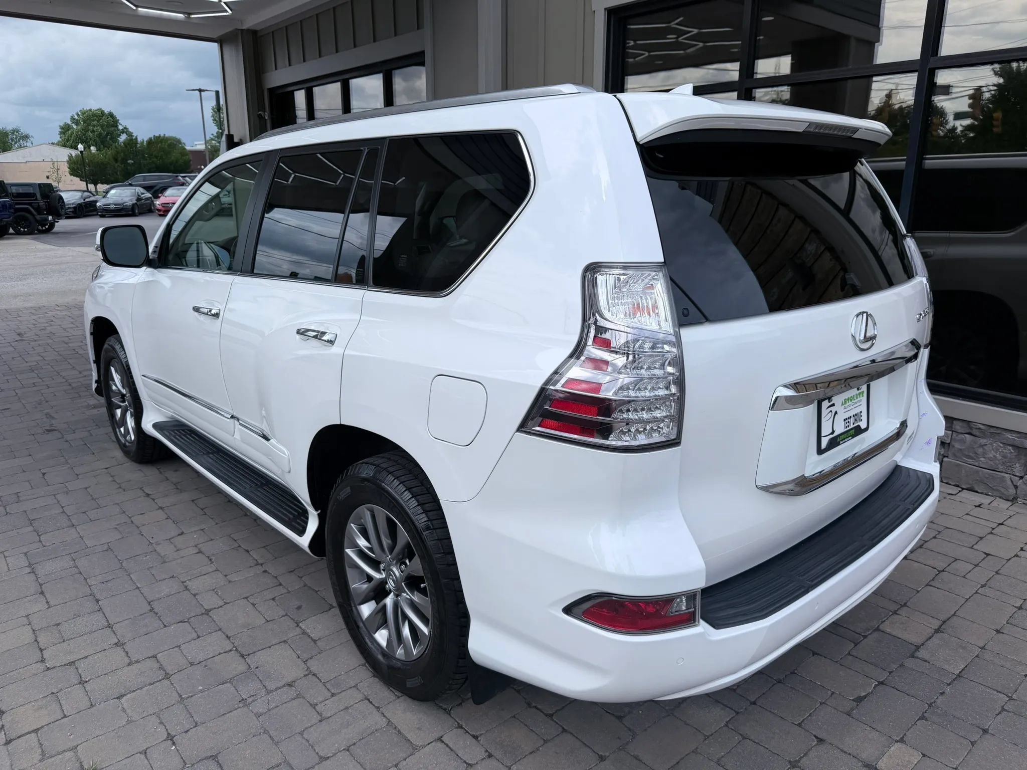 Used 2017 Lexus GX 460 Luxury AWD/4WD image 27