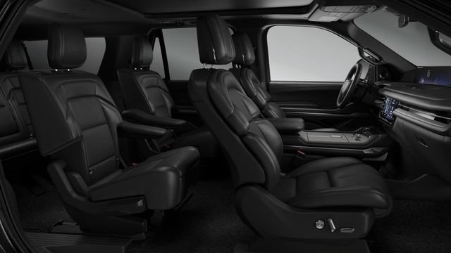 New 2026 Lincoln Navigator L Reserve w/ Jet Appearance Package AWD/4WD image 6