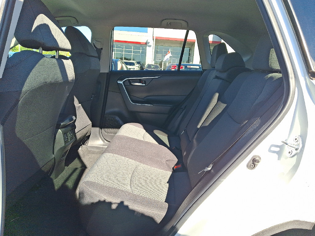 Certified 2022 Toyota RAV4 XLE AWD/4WD image 10