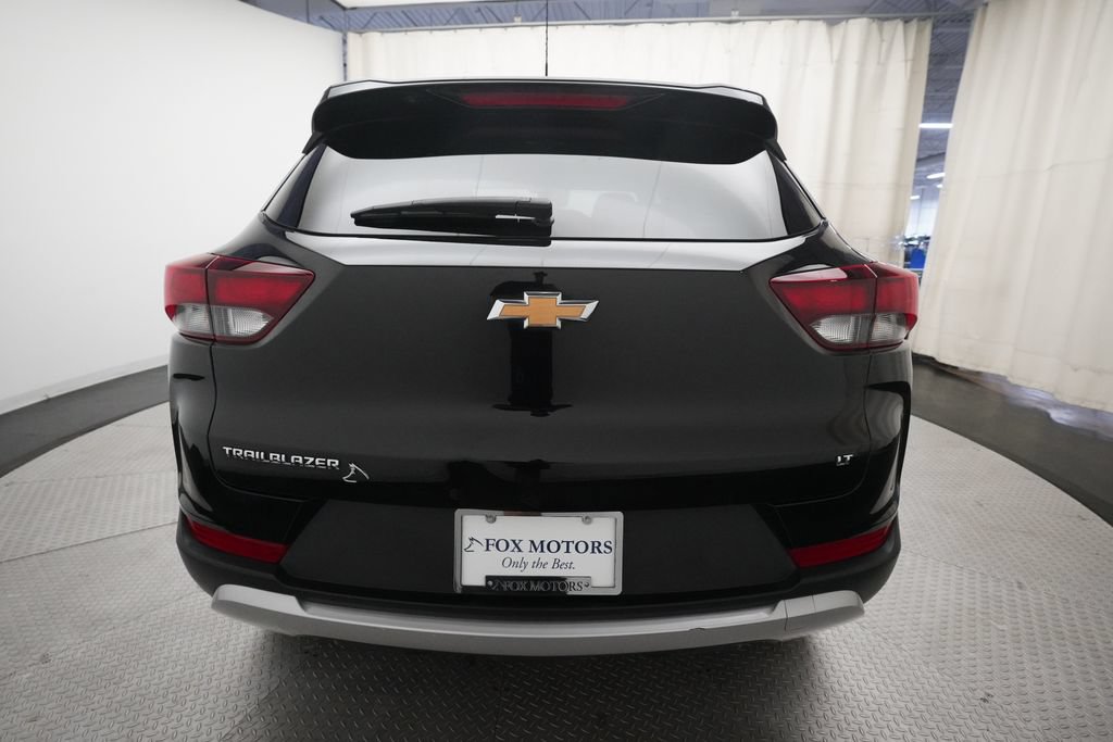 Used 2023 Chevrolet TrailBlazer LT FWD image 25