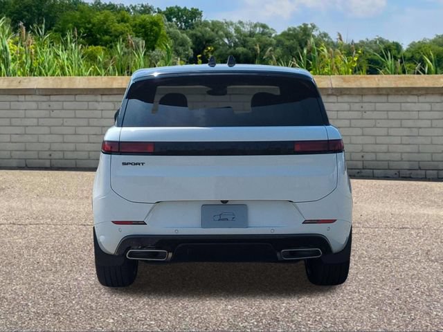 New 2027 Land Rover Range Rover Sport Dynamic SE AWD/4WD image 5