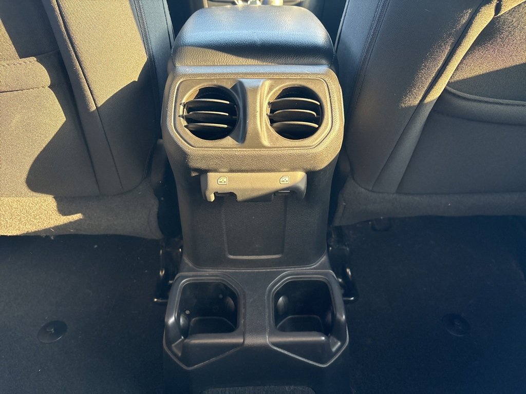 Used 2021 Jeep Wrangler Unlimited Sport image 24