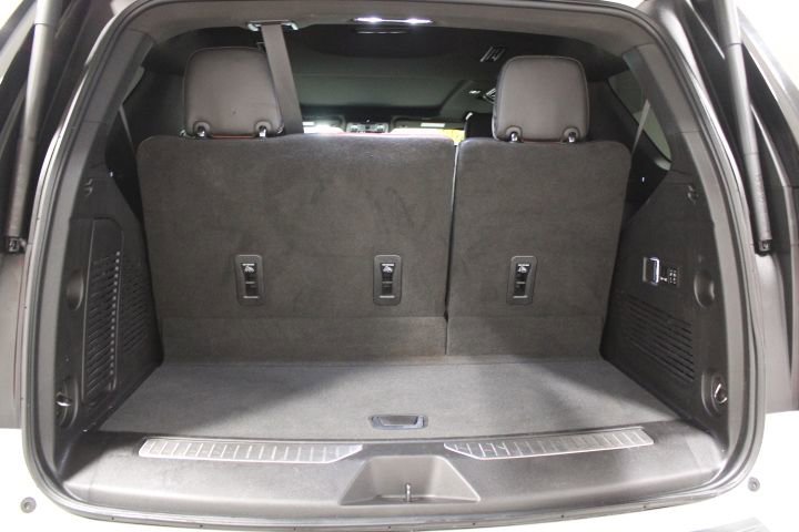 Used 2023 GMC Yukon Denali Ultimate image 14