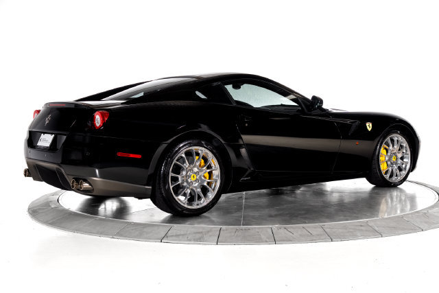 Used 2010 Ferrari 599 GTB Fiorano RWD image 2