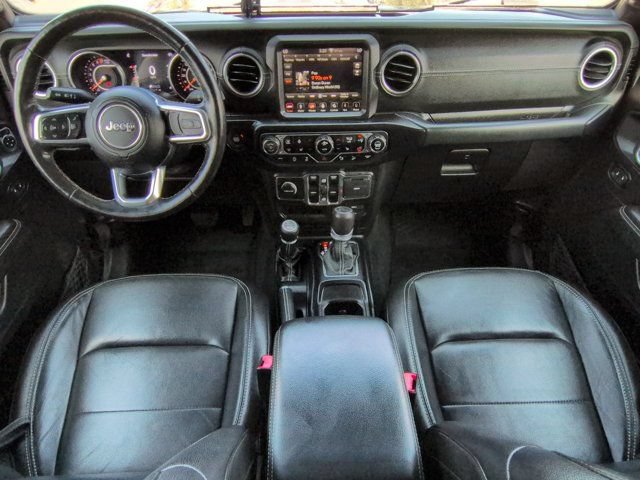 Used 2019 Jeep Wrangler Unlimited Sahara w/ Dual Top Group AWD/4WD image 15