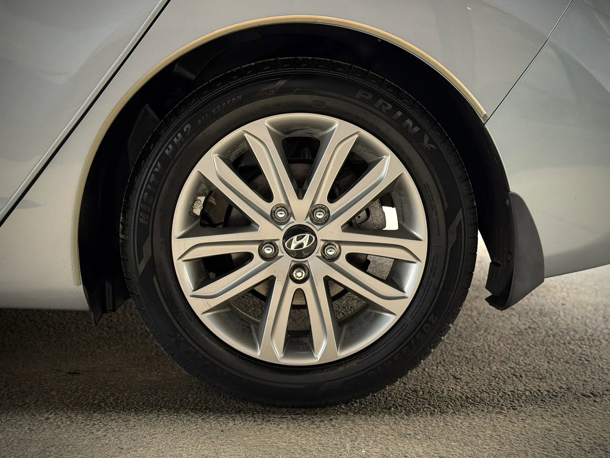 Used 2015 Hyundai Elantra SE w/ Option Group 03 FWD image 25