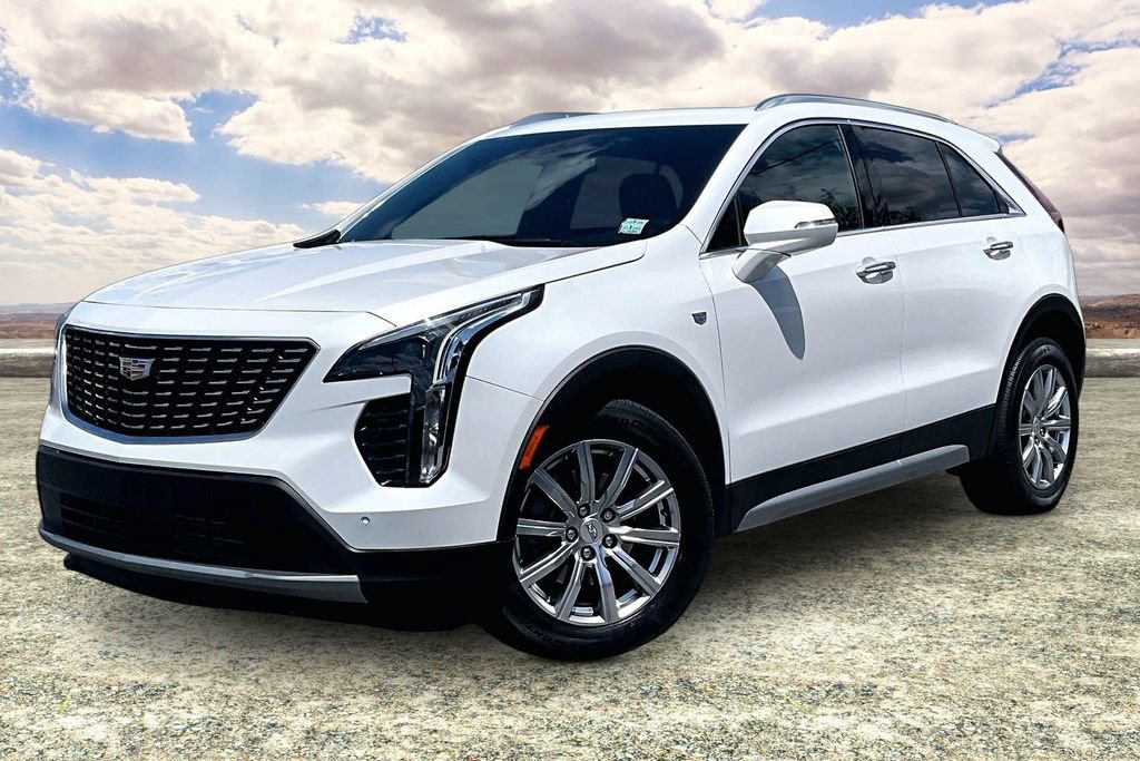 Used 2022 Cadillac XT4 Premium Luxury AWD/4WD image 3