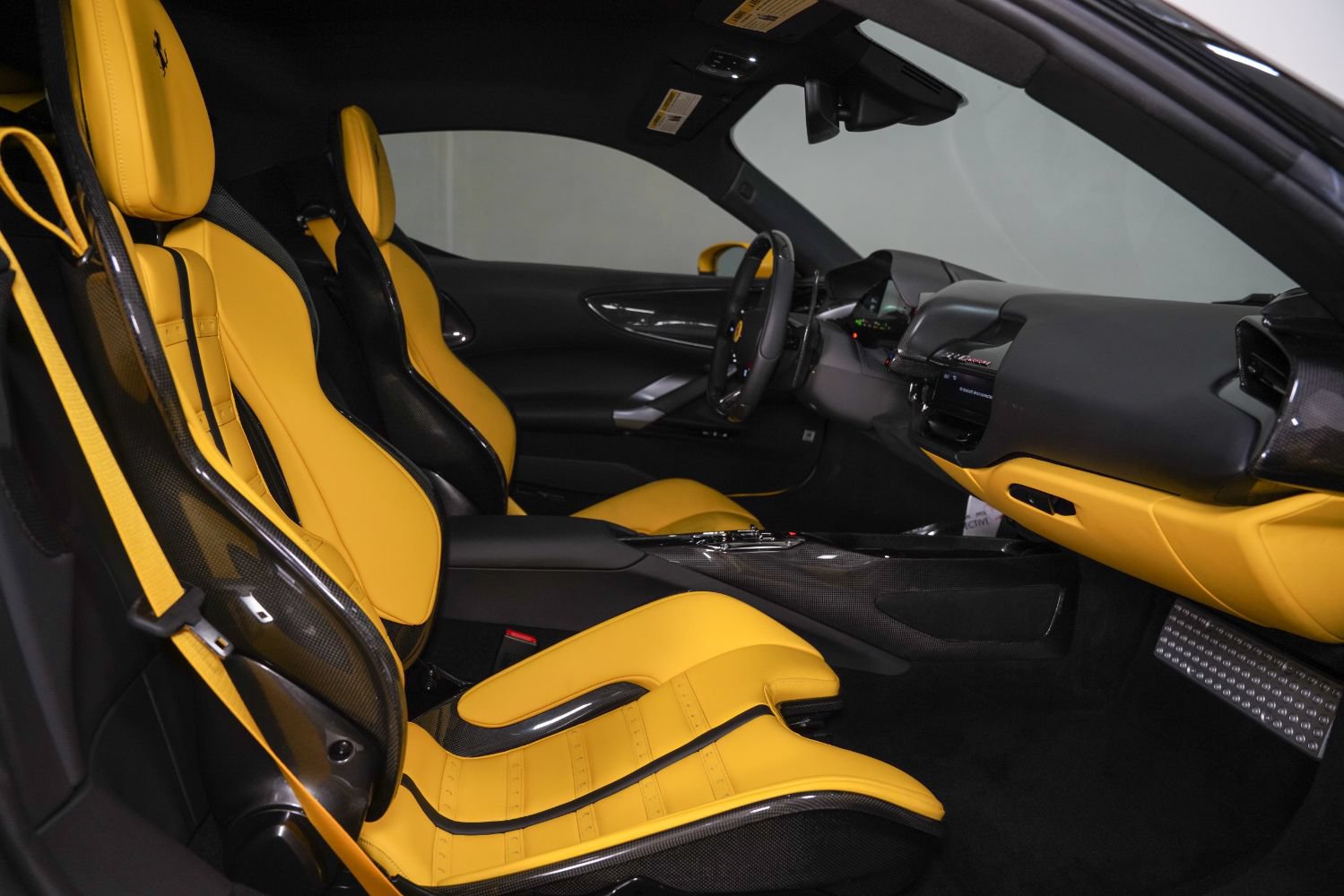 Used 2023 Ferrari SF90 Stradale AWD/4WD image 11