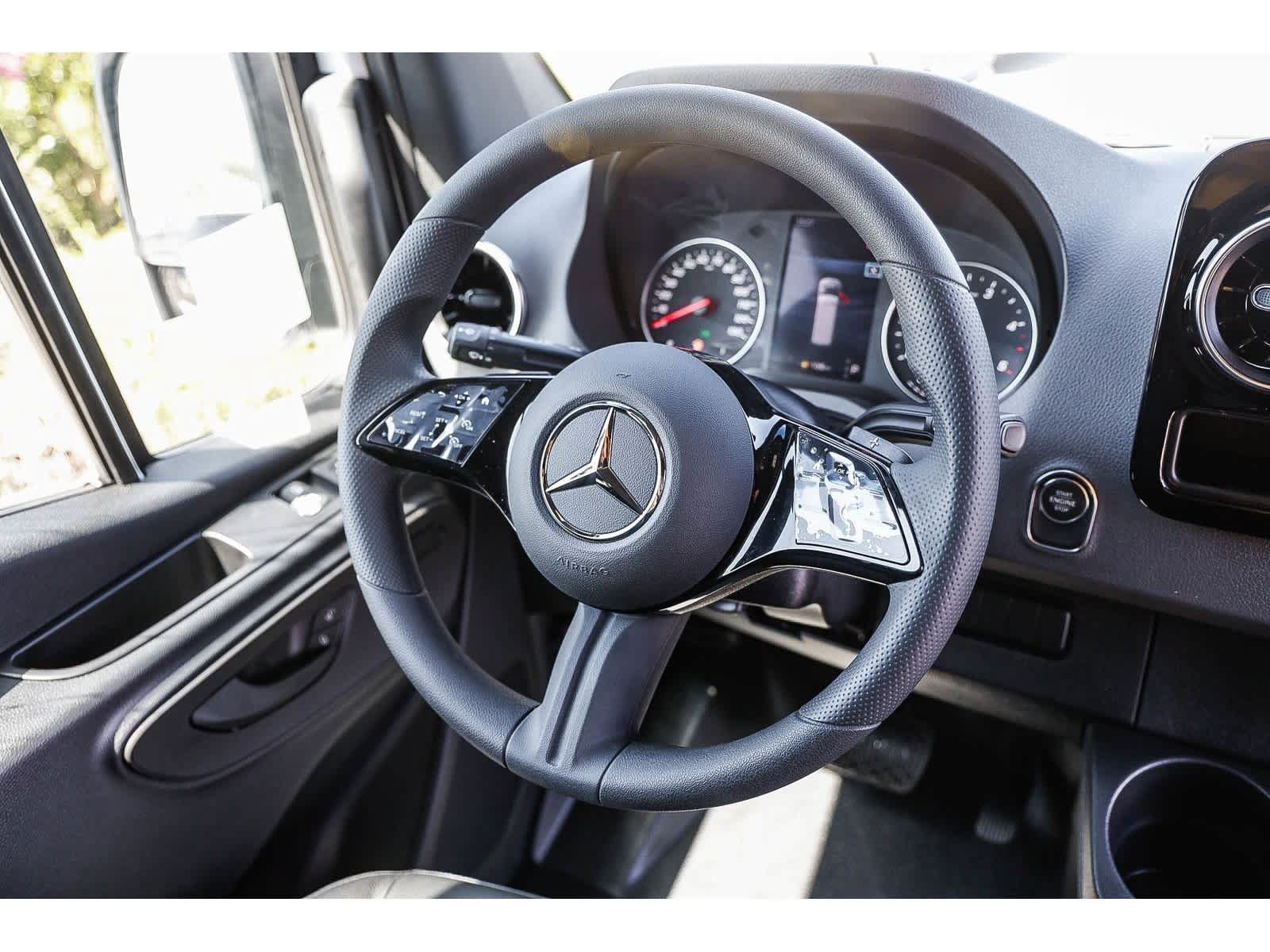 New 2026 Mercedes-Benz Sprinter 2500 image 14