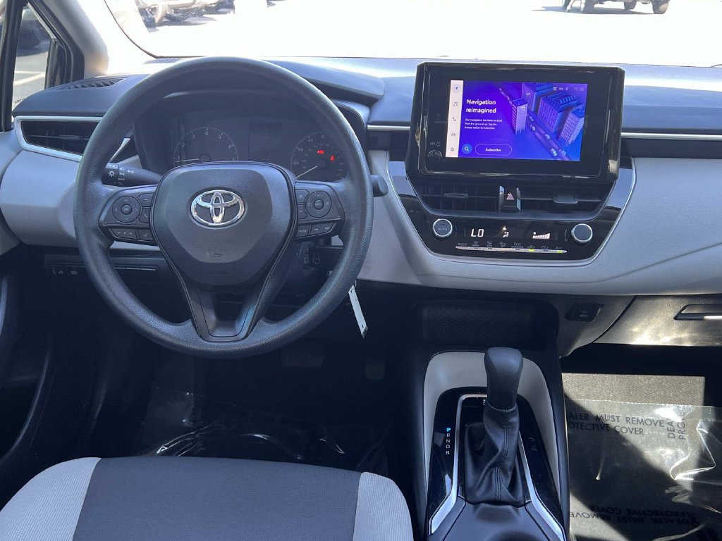 Used 2024 Toyota Corolla LE FWD image 17