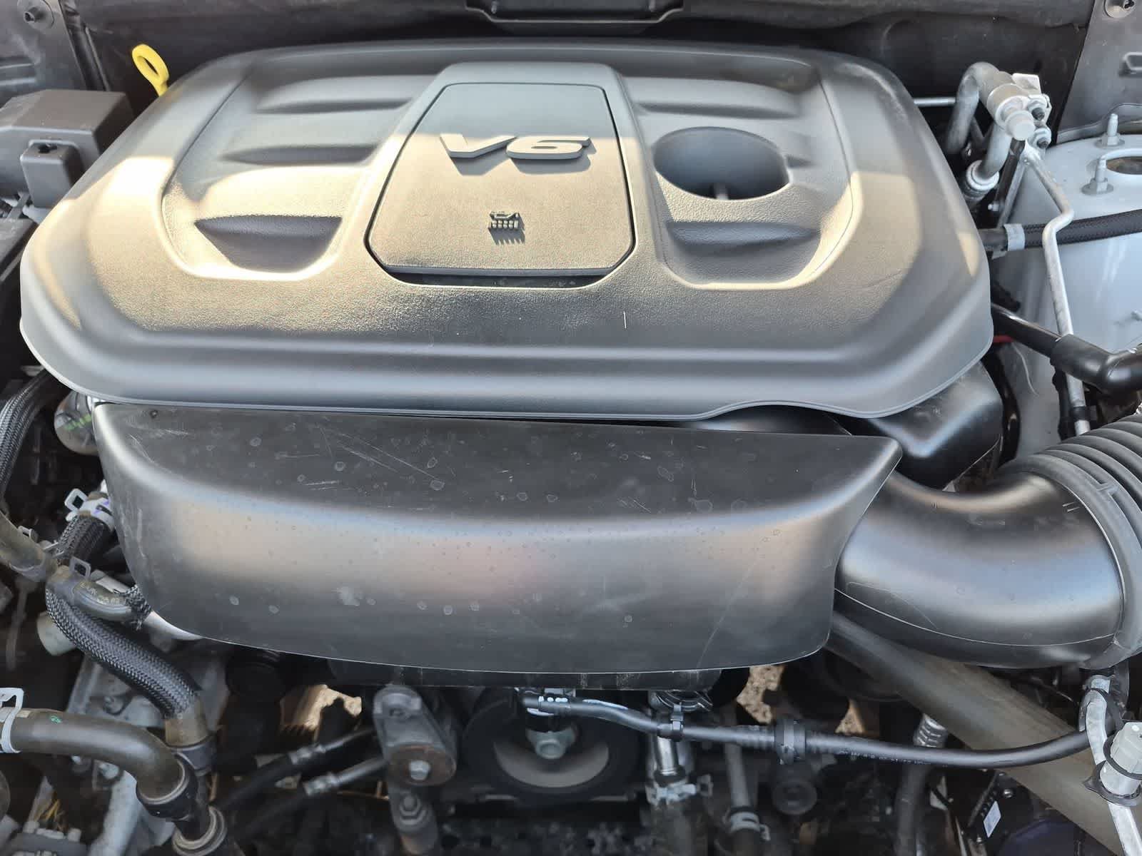 Used 2020 Jeep Grand Cherokee Laredo w/ Laredo X Package RWD image 13