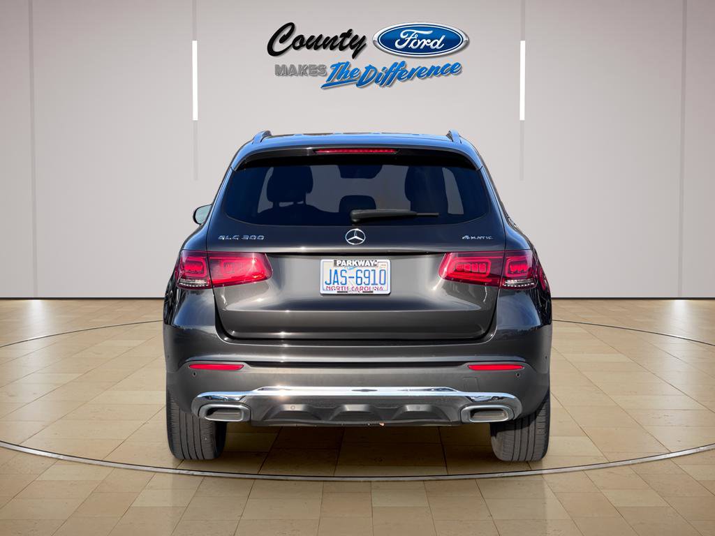 Used 2021 Mercedes-Benz GLC 300 4MATIC image 11