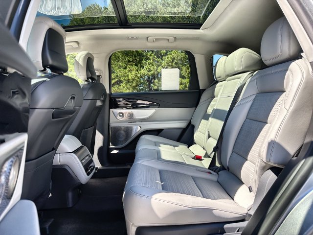 New 2026 Lincoln Nautilus Reserve AWD/4WD image 23