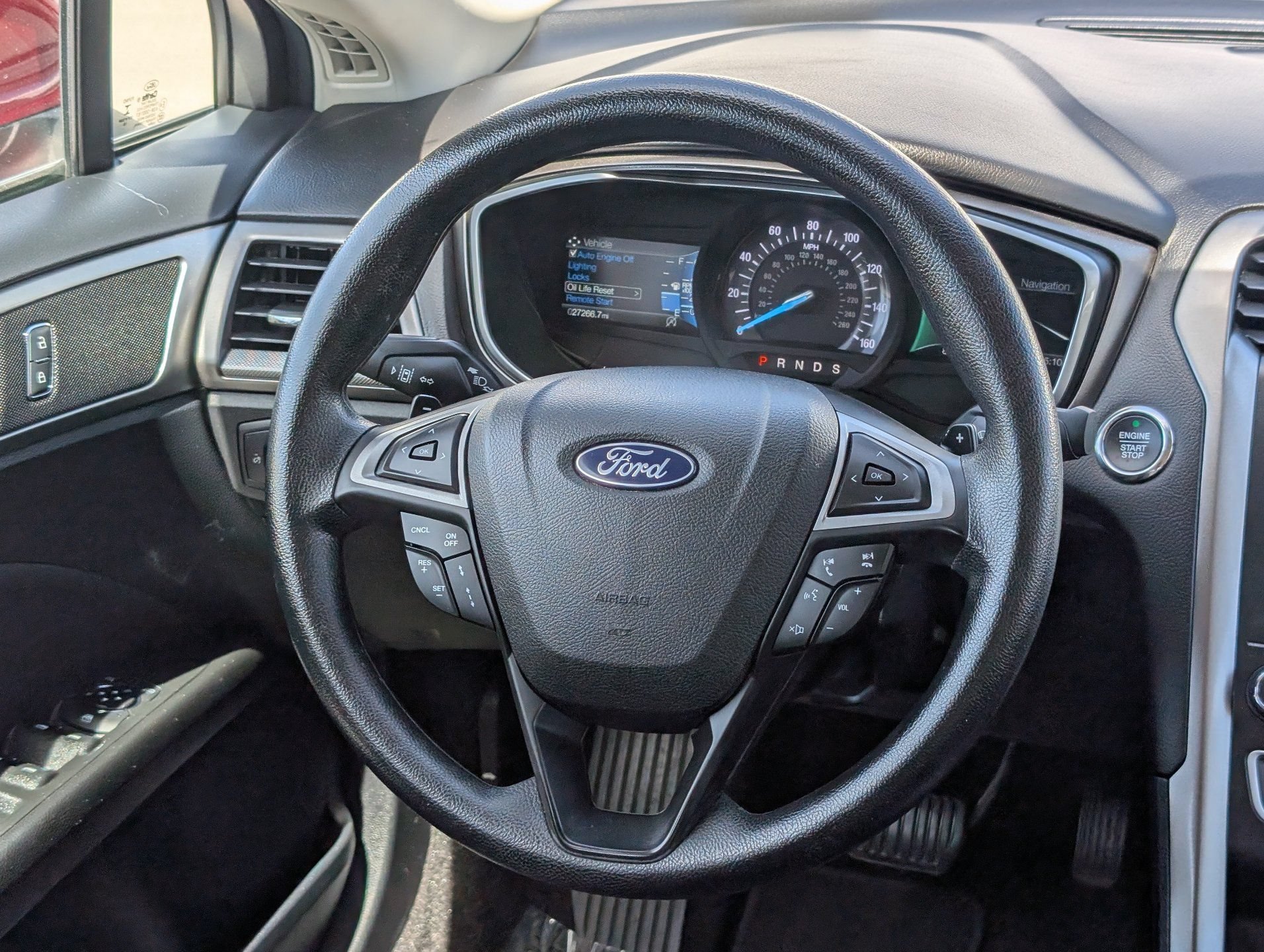 Used 2019 Ford Fusion SE FWD image 15