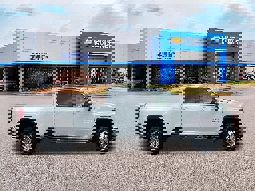 New 2026 Chevrolet Silverado 3500 LT w/ All Star Edition image 6