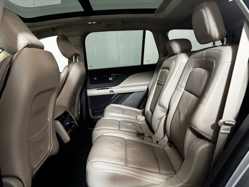 Used 2022 Lincoln Aviator Grand Touring w/ Elements Package Plus image 22