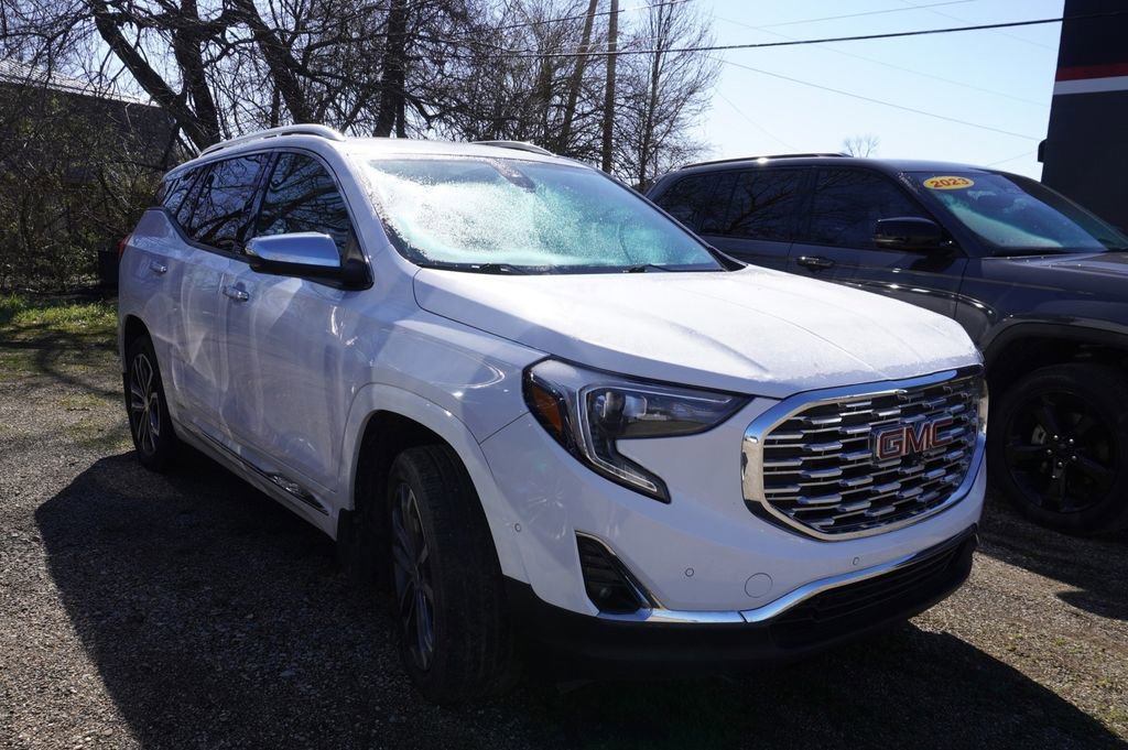 Used 2020 GMC Terrain Denali w/ GMC Pro Grade Package image 10
