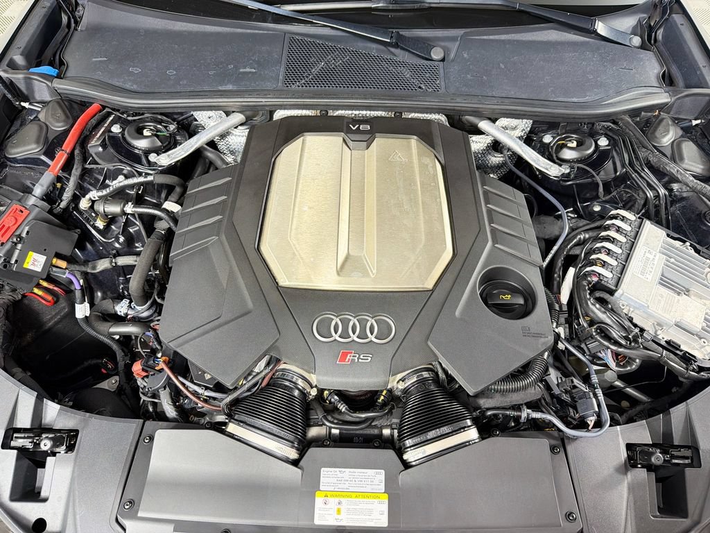 Used 2021 Audi RS 6 w/ Carbon Optic Package AWD/4WD image 33