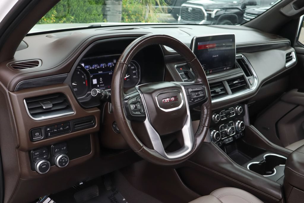 Used 2021 GMC Yukon XL SLT w/ SLT Premium Package AWD/4WD image 22