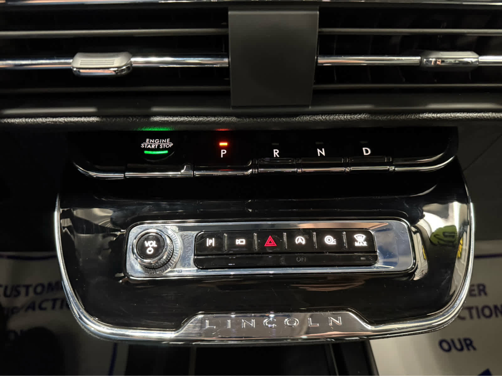 Used 2023 Lincoln Corsair AWD w/ Equipment Group 101A image 32