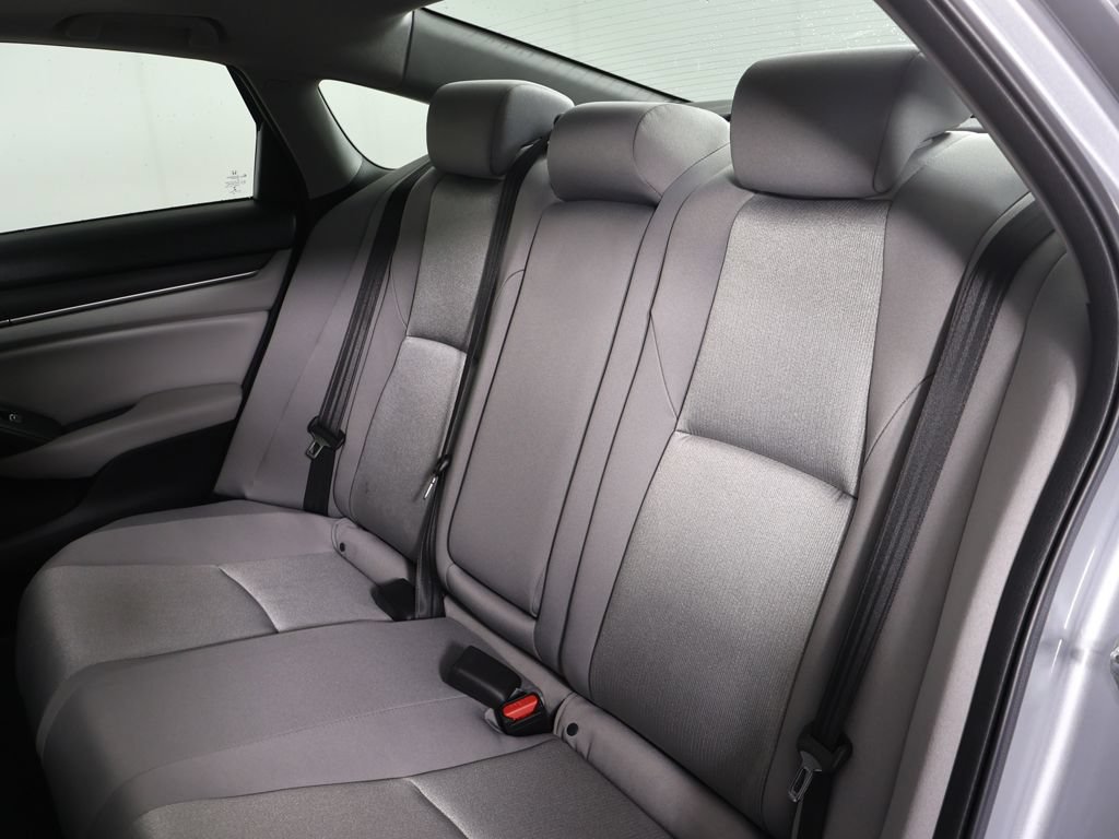 Used 2020 Honda Accord EX image 30