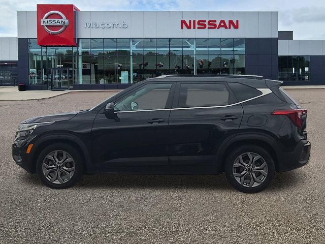 Used 2024 Kia Seltos S FWD image 4